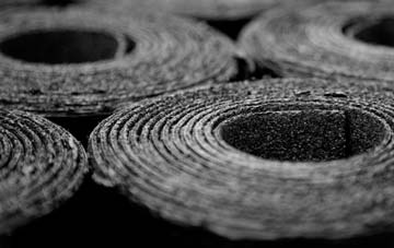 Edge bitumen roof disadvantages